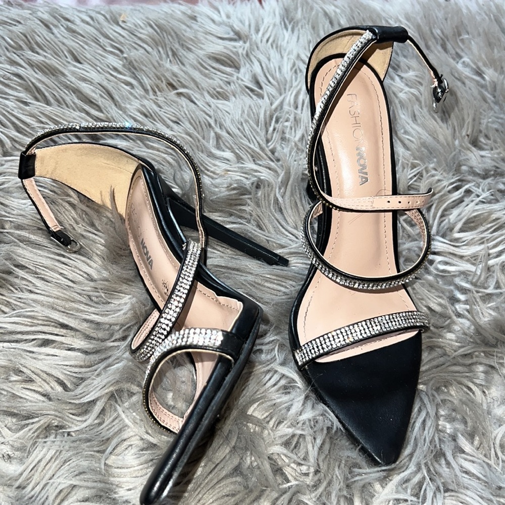 “That Girl “ Rhinestone heel - Picture 2 of 4